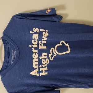 The Mitten State Michigan America's High Five! Shirt. Men's Size Small.